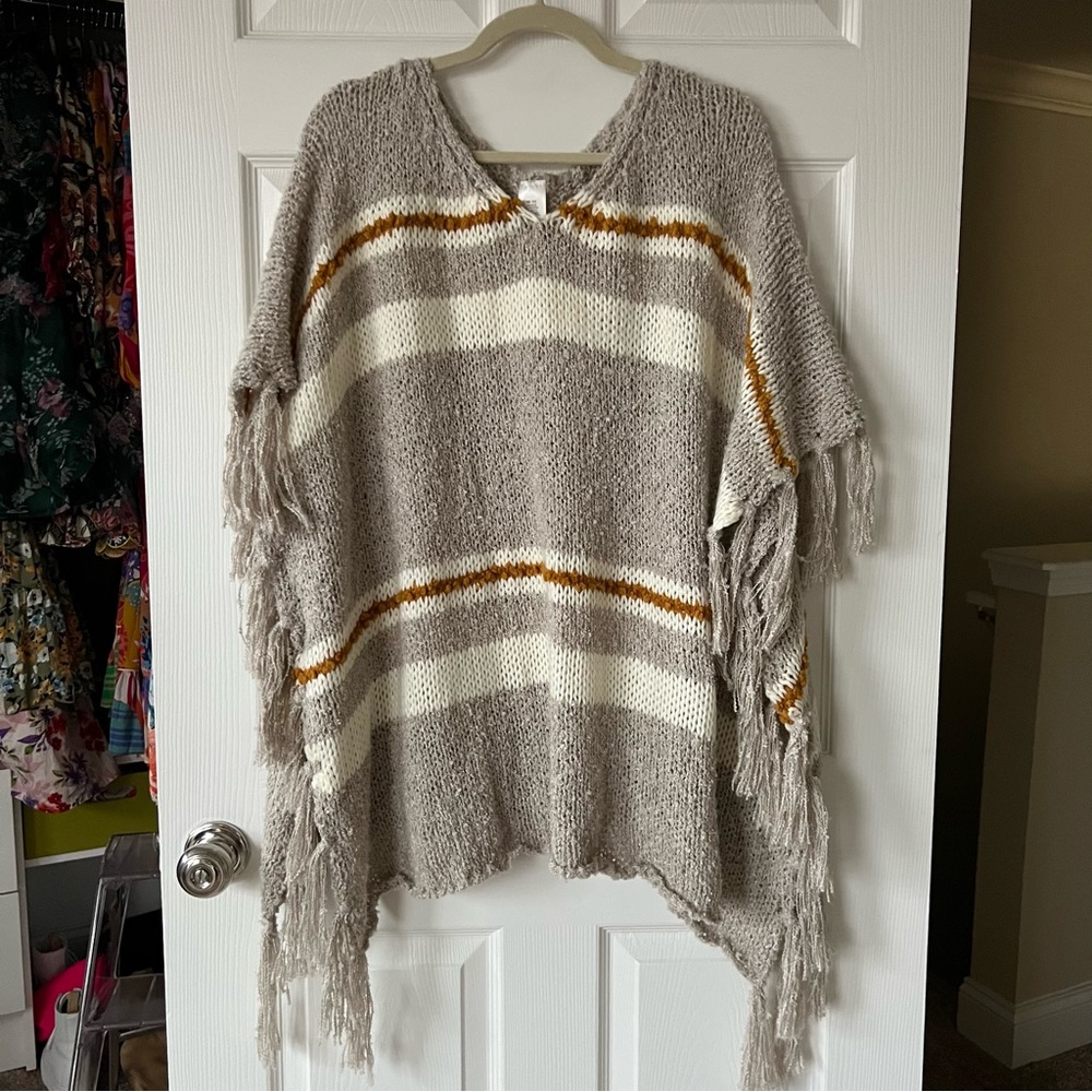 NWT Francesca’s Striped Knit Poncho with Fringe Details